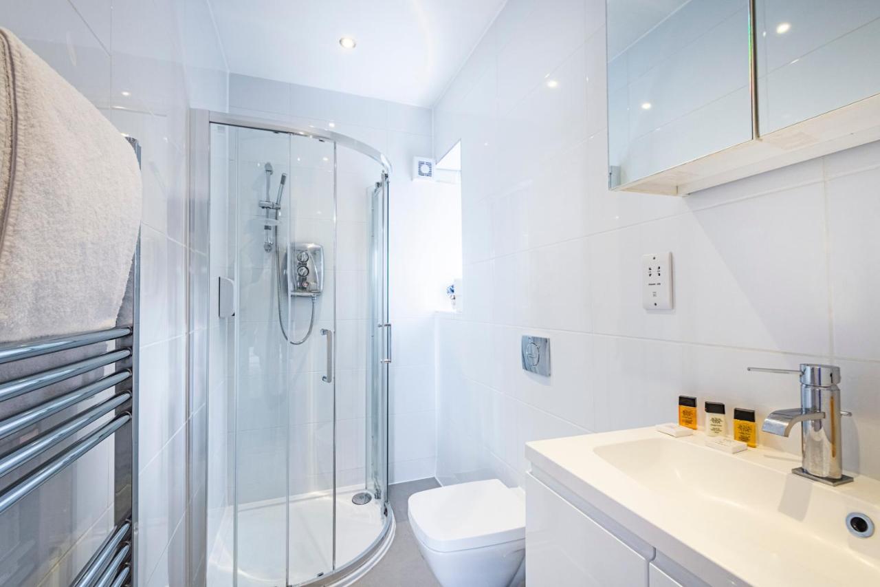 Cozy And Charming Flat: Minutes From Everything! London Exteriör bild
